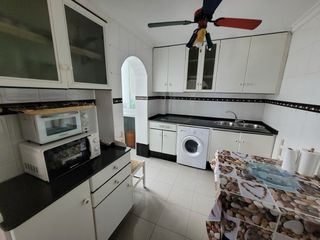 Piso enfrente de la playa con balcón en Barbate