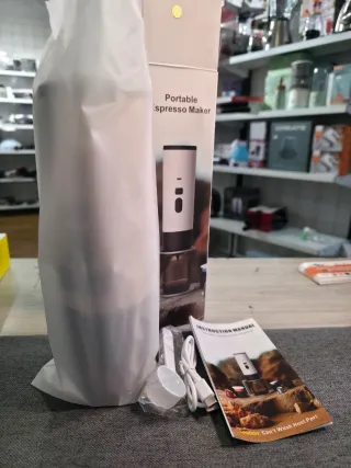 Cafetera Eléctrica Portátil