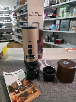 Cafetera Eléctrica Portátil