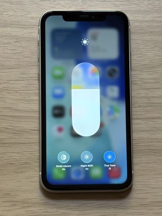 iPhone 11 Plata 128GB PERFECTO STADO batería NUEVA