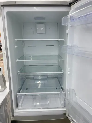 Nevera combi plateada Saivod altura 1.85 con garan