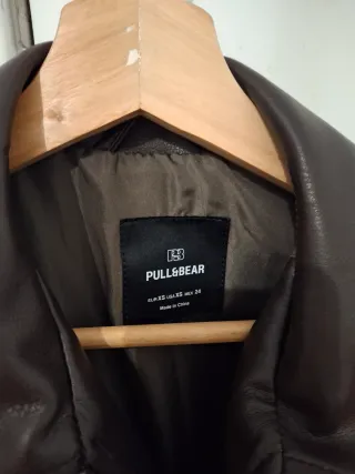 Chaqueta Pull&Bear Marrón Oversize XS