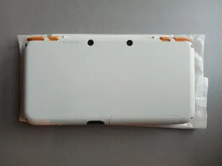 NEW Nintendo 2DS XL Blanca y naranja