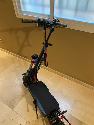 Patinete Eléctrico Negro bateria rota