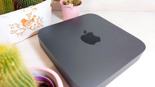 Mac Mini Apple 2018 i7 3.2GHz SSD Ram Computer