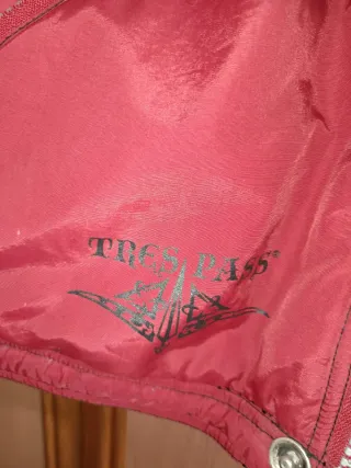 Chaqueta de invierno roja