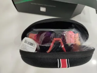 Occhiali da sole Carrera Ducati. Nuovi, mai usati