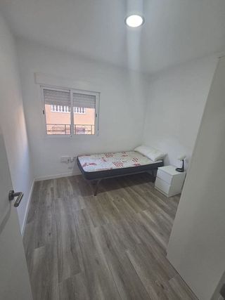 Piso en venta en Los Ángeles - Cruz de Caravaca en Almería
