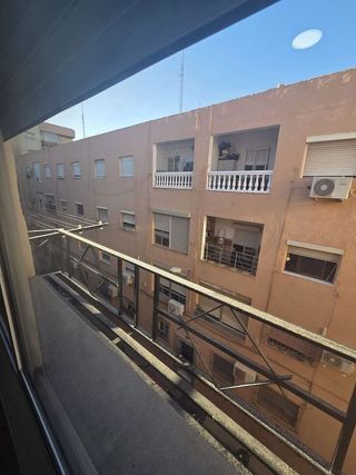 Piso en venta en Los Ángeles - Cruz de Caravaca en Almería