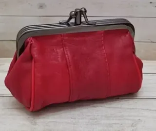 OFERTA. MONEDERO ROJO VINTAGE PIEL UBRIQUE