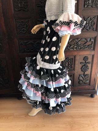 Traje Flamenca Talla 40-42 Negro Lunares