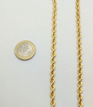 Cadena Salomónica de oro 18k, 23.41 g, 61 cm.