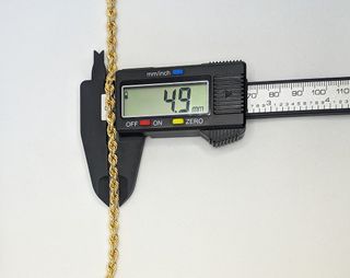 Cadena Salomónica de oro 18k, 23.41 g, 61 cm.