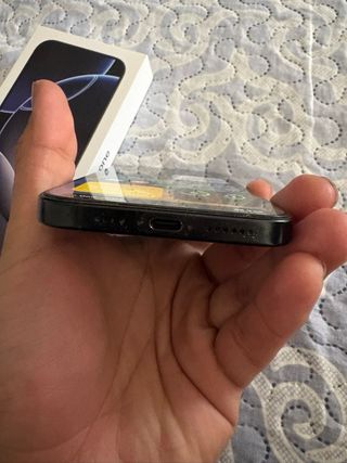 iPhone 16 Pro Max 256GB Negro