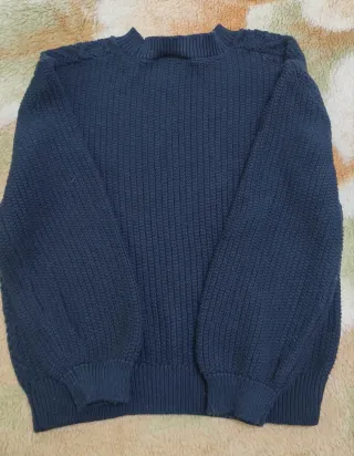 Jersey azul marino trenzado