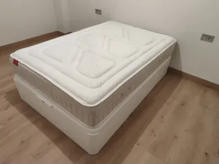 Colchón y Canapé 135x200 a estrenar