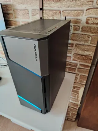 PC Gaming i5 9600k + Monitor Nuevo