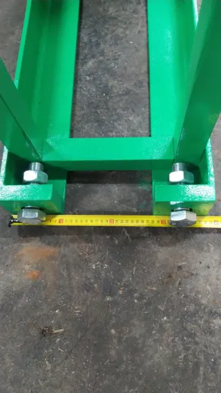 Banco de trabajo con tornillo de mesa