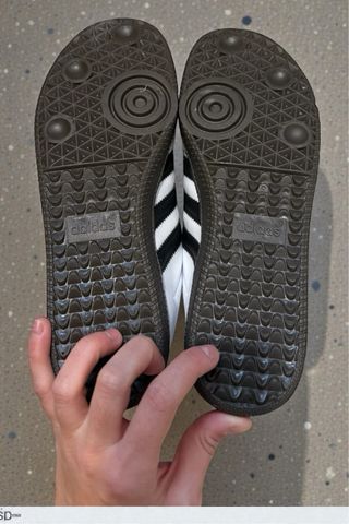 Adidas Samba Blancas y Negras