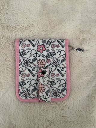 Salva bolsillos enfermera flores Nurselife