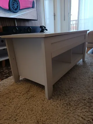 Mesa de centro de madera blanca