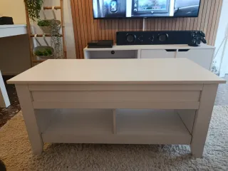 Mesa de centro de madera blanca