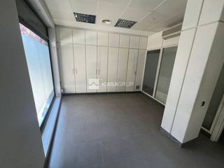 Local comercial en venta en Centre - Estació en Sant Cugat del Vallès