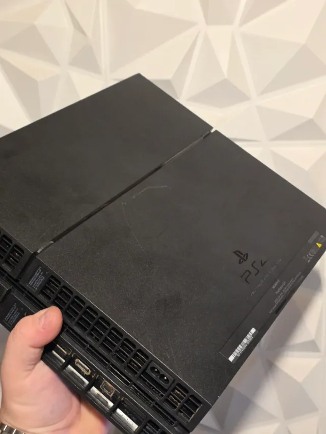 PS4 500GB + 2 Mandos + 6 Juegos