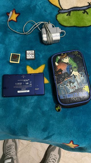 Nintendo DSi Azul + Accesorios