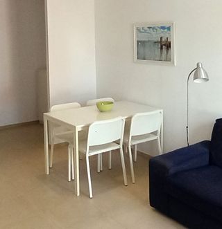 Mesa Comedor IKEA Blanca + 4 Sillas