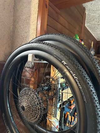 Staffa porta ruote bici da muro