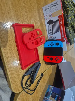 Nintendo Switch Azul/Rojo +juego Mario RPG