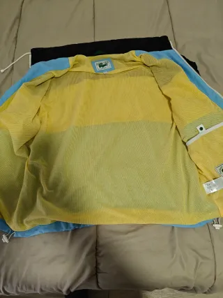 Chaqueta Lacoste Color Block Azul y Amarillo