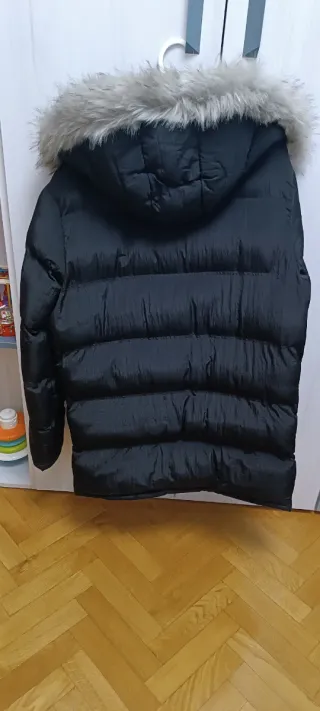 Cazadora SikSilk Negra con Capucha y Pelo