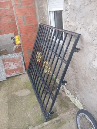 Rejas de ventana metálicas medidas 1,30×1,63