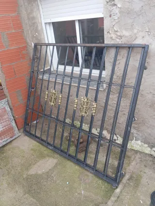Rejas de ventana metálicas medidas 1,30×1,63