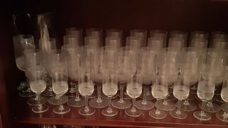 Vajilla, juego cafe porcelana.Cristaleria y vasos.