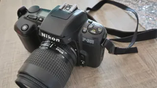 Cámara Analógica Nikon AF F601