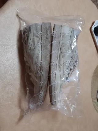 Zapatillas Reebok Mujer Beige