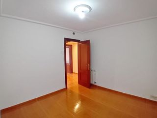 Piso en alquiler en Centro en Gijón