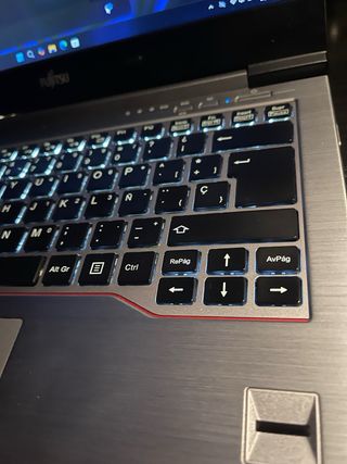 Ordenador Portátil Fujitsu Negro/Gris