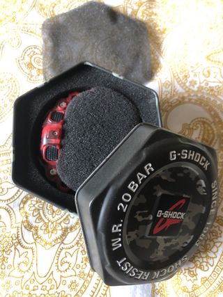 Reloj Casio G-Shock Camuflaje Rojo