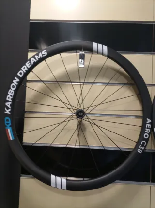 Ruedas Karbon Dreams AERO C38 Disco Nuevas