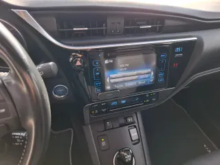 Toyota Auris Hybrid 2018 Etiqueta ECO