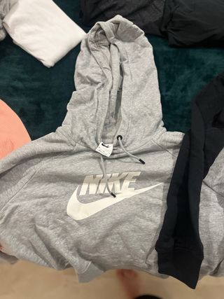 Sudadera Nike Gris