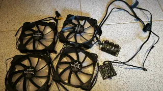 4 Ventiladores Corsair SP120 RGB ELITE iCUE