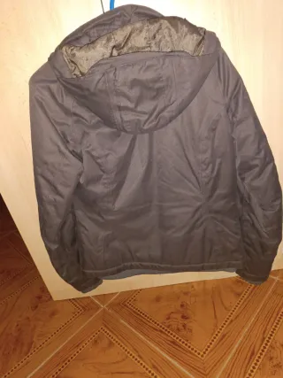 Abrigo Quechua Marrón Muy Elegante y para invierno