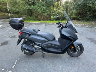 SYM 400i ABS Scooter