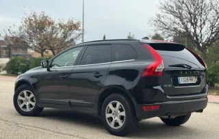 Volvo XC60 d5 2.4 215cv 6 vel 4x4