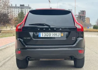 Volvo XC60 d5 2.4 215cv 6 vel 4x4